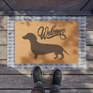 Dachshund Welcome Doormat, Pet Lover Gift, Cute Entryway Decor, Dog Mom Gift, Home Sweet Home, Dachshund doormat, Doxie Doormat, Dog doormat
