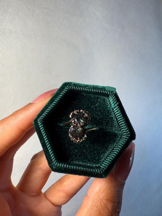 The Twin Flame - Vintage 10k Solid Gold Green Tourmaline Toi Et Moi Ring • Size 5