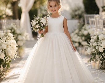 Flower Girl Dress Ivory Tulle with Pearls,Elegant Wedding Dress for Girls,Luxury Princess Toddler Dress,Birthday Party Dress,Boho Flower Gir