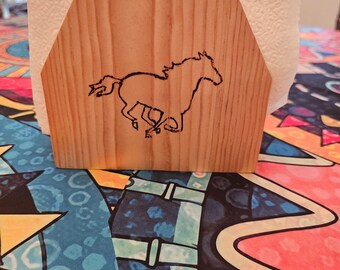 Handmade Rustic Wooden Napkin Holder – Western Horse & Steer Skull Design, Farmhouse Kitchen Table Décor