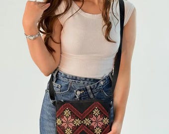 Messenger Bag – Handmade Geometric Palestinian Tatreez | Burlap