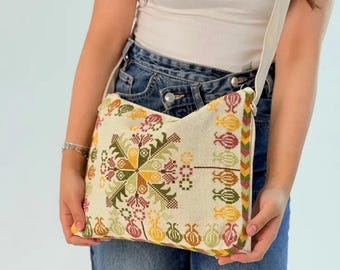 Off-White Messenger Bag – Handmade Palestinian Tatreez Embroidery