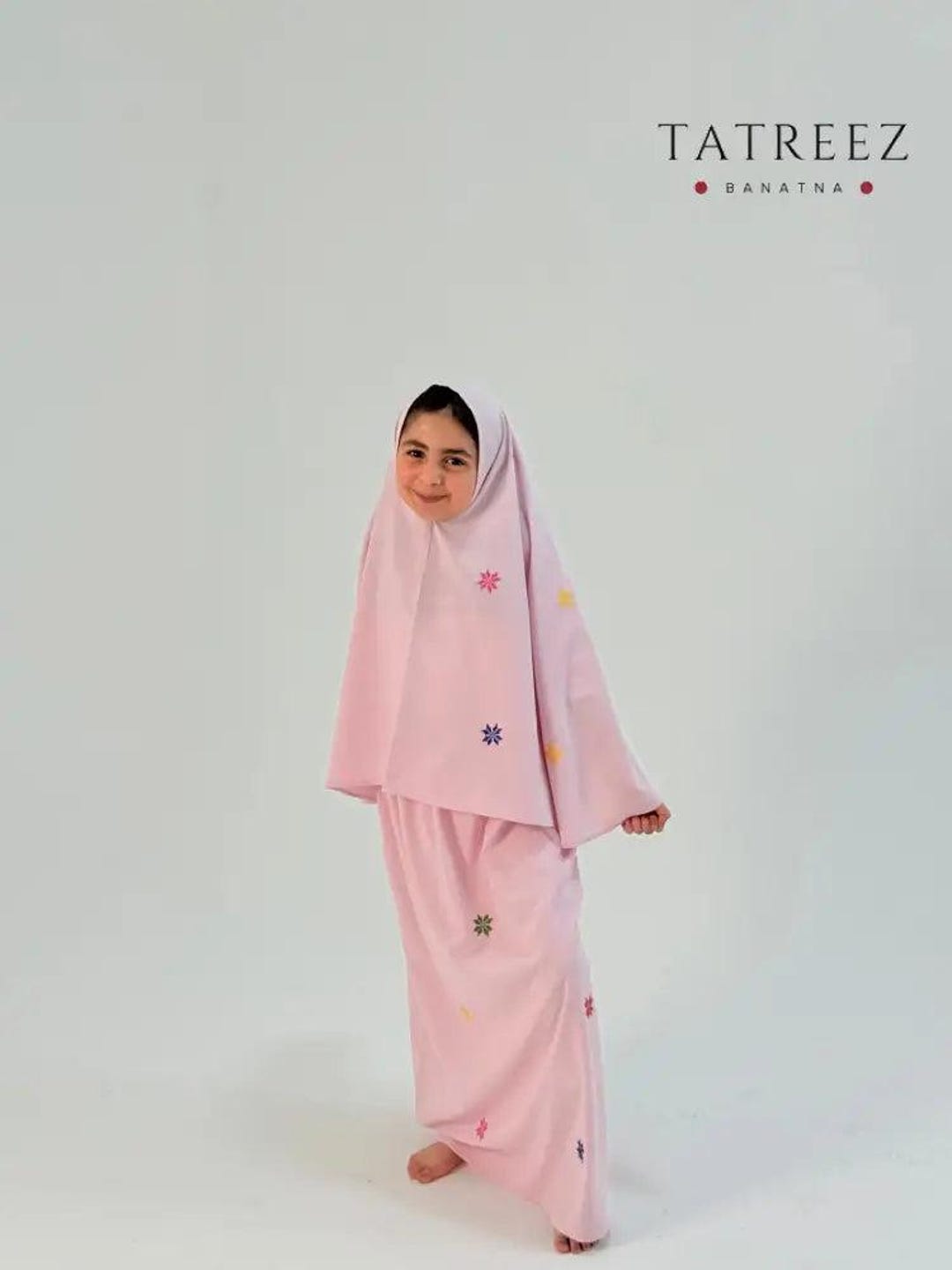 على هذه الأرض ما يستحق الحياة Frame – Handmade Palestinian Tatreez | Tatreez Banatna main image 1