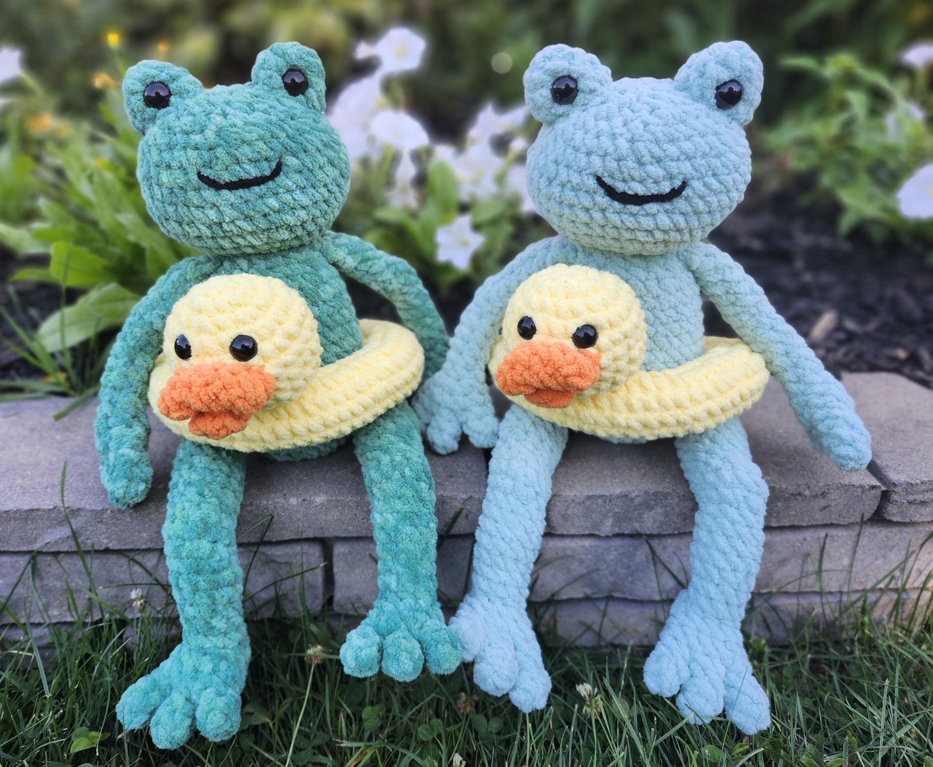 38 Frog Crochet Patterns for Amigurumi, Bags, Decor, and Gifts 26 Crochet Frog in Duck Floaty Amigurumi