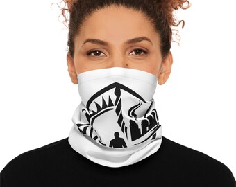 Stillsolid family shield Gaiter | urban skyline emblem