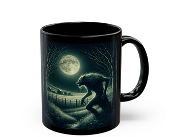 Caneca preta com tema de criatura mística | Presente de Halloween, tema de lobisomem, estética sombria, amante de café, decoração assustadora