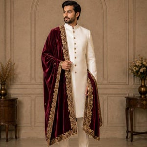Bestickter roter Hochzeitsschal für den Bräutigam: Indische Sherwani Stola