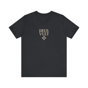 Deus Vult Graphic Tee - Unisex Short Sleeve T-Shirt, Casual Wear, Gift for Crusaders, Everyday Style, Vintage Design