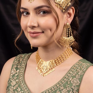Heritage Pippal Patti Choker kettingenset met Passa en Maang Tikka / Traditionele sieraden / Pakistaanse Jhoomer set / Vergulde sieraden
