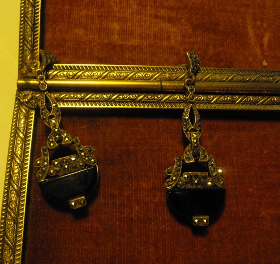 Art Deco Art Nouveau Onyx Marcasite dangle earring