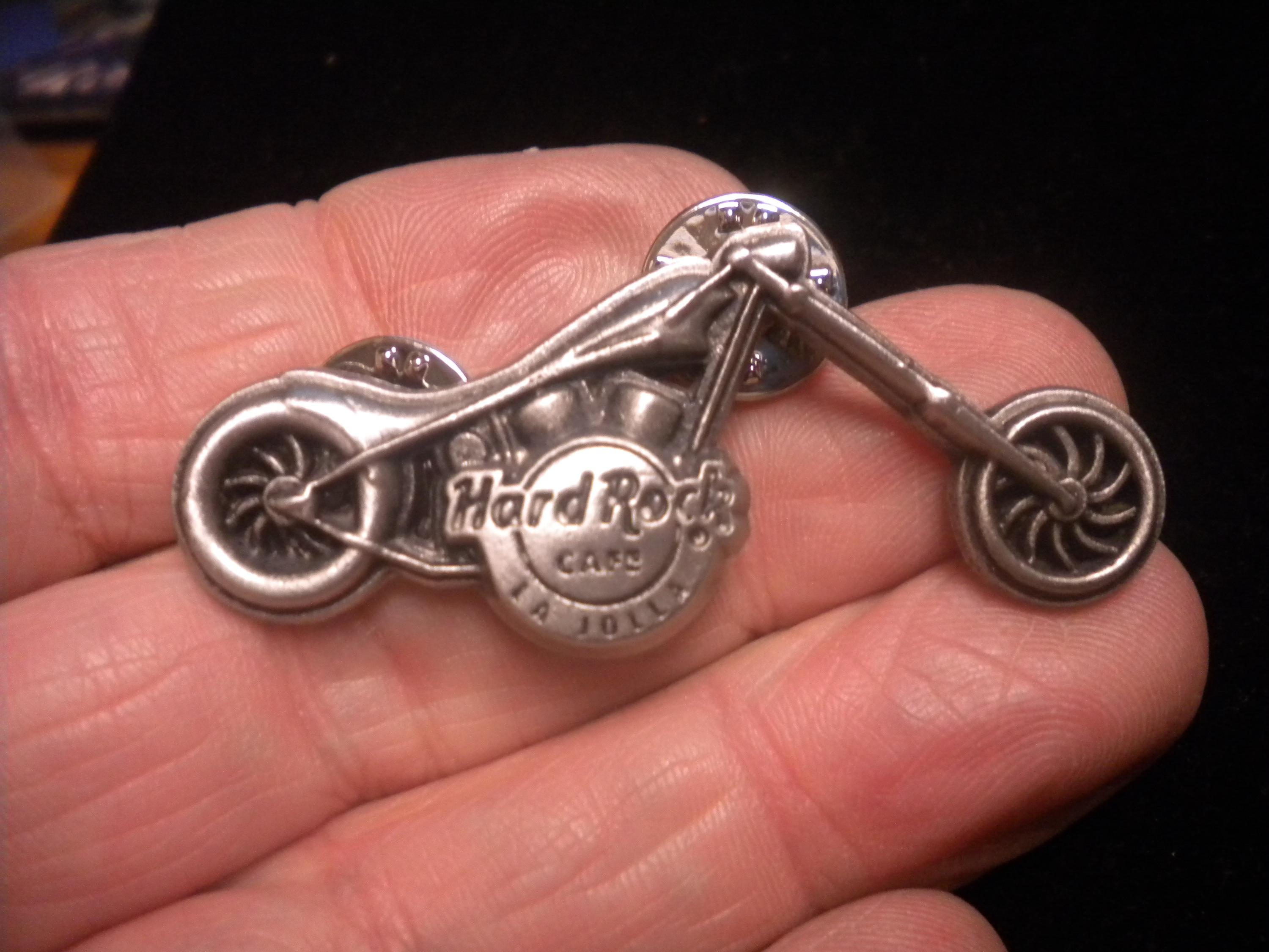 Pins and Badges Hard Rock Cafe - Etsy