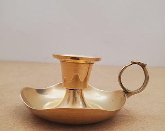 Candelabro de latón: Portavelas cónico para dedo o campana