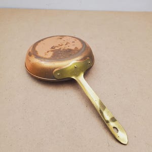 Vintage Metal Copper and Brass Frying Pan, Skillet, 11.75" Long and 6.25" Pan Size, Quality,vintage Copper Frying Pan-Copper rivetted handle
