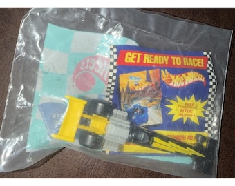 McDonald's Happy Meal Hot Wheels 1992 Yellow Dragster