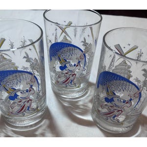 ディズニー エプコット ミッキーマウス グラス 3個セット 記念品