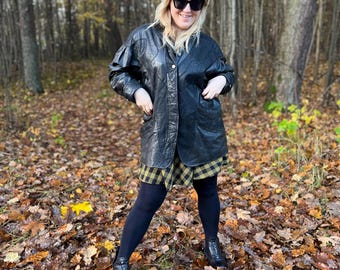 Vintage 80s Leather Jacket in black Patchwork M/L, Lepegro Oversized Short Leather Coat, Natural leather, vintage black leather jacket