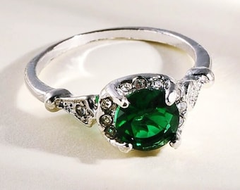 SIZE 8.5 Green with Envy Mermaid Minimalist Antique Style Crystal Rhinestone Fashion Promise Wedding Engagement Ring | Gifts for her