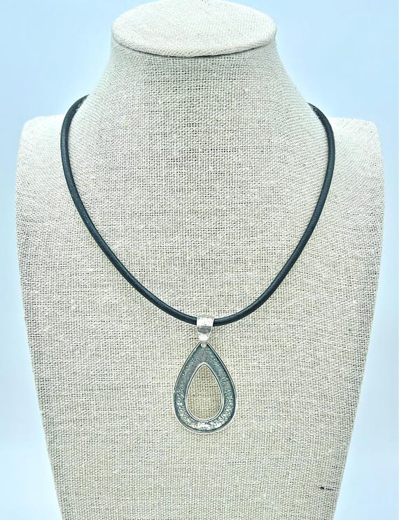 Silpada Sterling Textured Open Teardrop Pendant -… - image 2