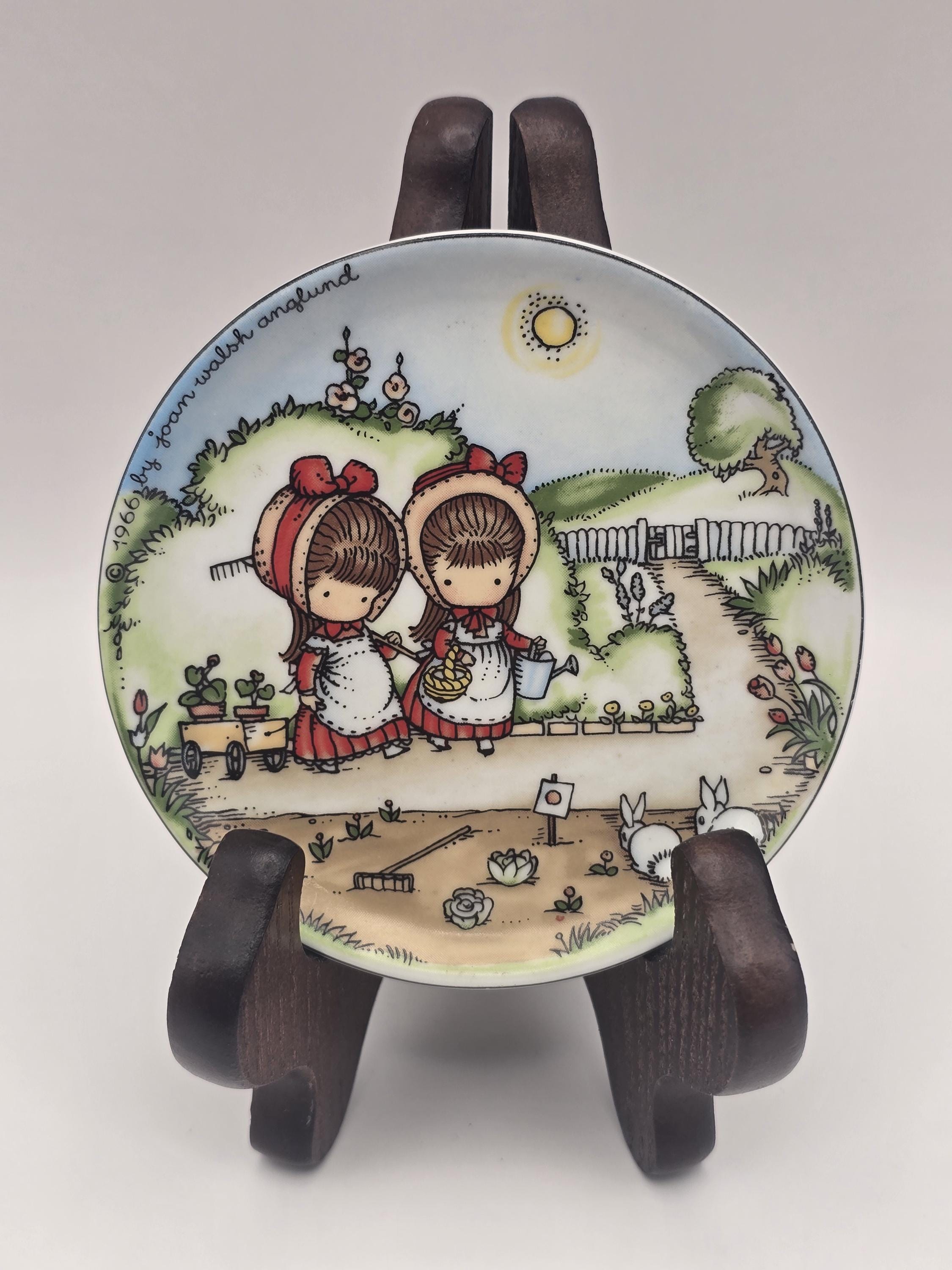 Joan Walsh Anglund Plate - Etsy