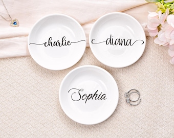 Personalized Engagement Ring Dish, Bridesmaid Jewelry Dish, Trinket Dish, Wedding Ring Dish, Engagement Jewelry Holder, Gift For Her