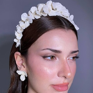Handmade White Floral Bridal Headband: Pearl Wedding Flower Crown