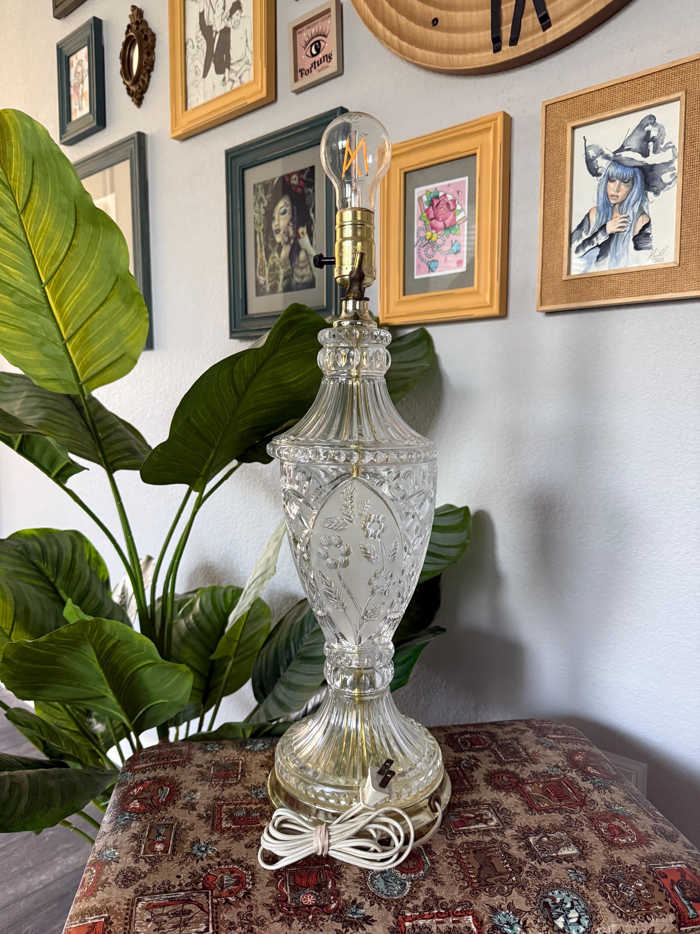 Vintage Kristal Zajecar Crystal Table Lamp: Mid-century Hollywood