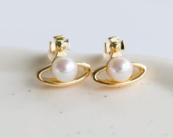 Saturn Stud Earrings - Natural Freshwater Pearl Earrings Dainty Jewelry