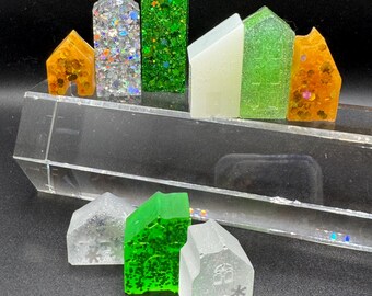 Juego de 9 minicasas para centros de mesa de temporada, decoración de escaparates, color verde y dorado