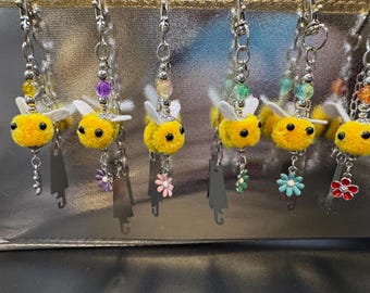 Juego de tijeras Retreat con diseño de abeja – Juego de 6, dije de flor esmaltada, enhebrador de agujas