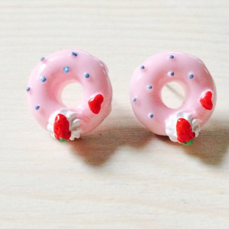 Adorable chocolate donut earrings Etsy