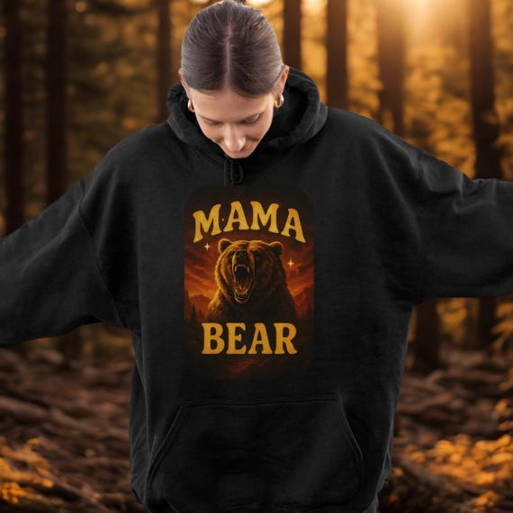 Mama Bear Hoodie | Cozy Heavy Blend Sweatshirt für Mamas | Geschenk zum Muttertag & Geburtstag | Family Pullover | Geschenk zur Geburt