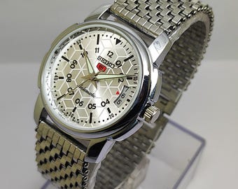 Vintage Seiko Mechanical Automatic Men’s Stainless Steel japan made Wristwatch