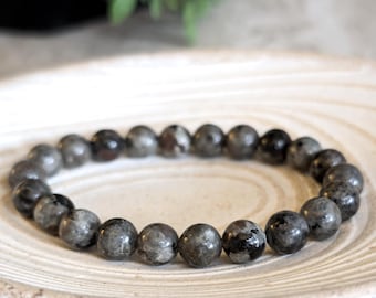 Yooperlite Bracelet, Handmade, UV Glow Syenite Sodalite Crystal Jewelry , Layering stacking bracelet