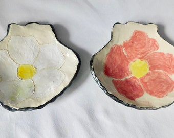 Beach Rose. in. Ceramic Shell