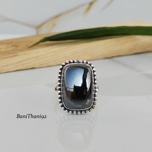 Schwarzer Hämatit Kissenschliff Statement Ring, Sterling Silber Perlen Lünette Boho Schmuck