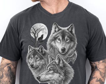 Wolf Vintage 90s Graphic Style Comfort Colors® Tshirt, Grunge Retro Wolf Faded Tee, Wild Nature Wolf Howling Moon Y2k Gothic,2000s Wolf Gift