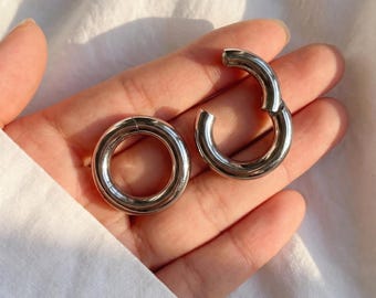 6G, 8G, 10G, ASTM F136 Titanium Hinged Segment Ring Clicker - Choose Your Color - Septum Ring Hoop Ear Weights - 10 or 8 Gauge