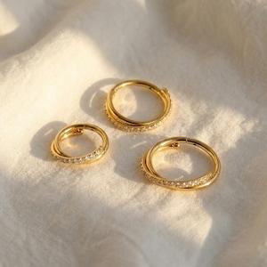 Cerchio a scatto senza cuciture in titanio, anello con segmento incernierato, orecchino minimalista con setto, daith, elica, trago, conchiglia, piercing di base ipoallergenico