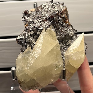 Elmwood Mine Calcite on Ruby Jack Sphalerite