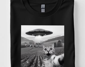 Camiseta de gato OVNI, regalo para amantes de los gatos, camiseta de gatito extraterrestre, camiseta retro divertida de gato, camiseta de meme, camiseta de gato lindo, camiseta de gato de Halloween