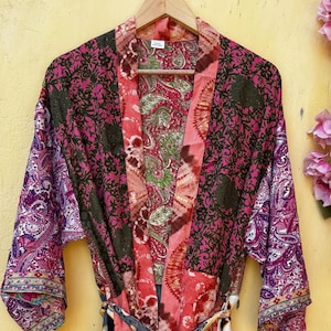 Kimono in seta patchwork boho: copricostume da resort