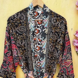 Kimono ,Patchwork ,Silk Kimono Robe: Vintage Sari Fabric, Bohemian Style Gown,