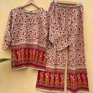 Floral Block Print Cotton Pajama Set: Bohemian Sleepwear