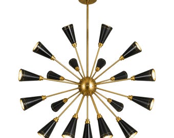 Sternenförmiger Kronleuchter, Mid-Century-Modern-Kronleuchter, handgefertigte Deckenleuchte aus massivem Messing, Vintage-Kronleuchter im italienischen Stilnovo-Stil