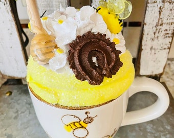 Bee mug with fake bake dessert