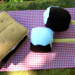 Smore's Play Set-Camping Felt Food image 4