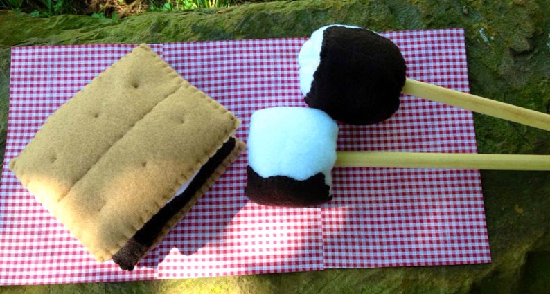 Smore's Play Set-Camping Felt Food image 4