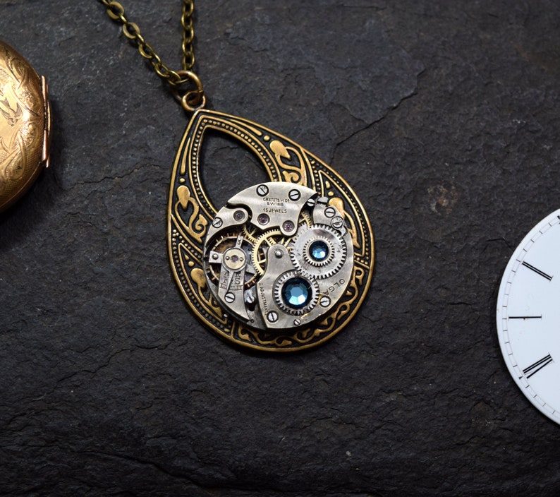 Collier steampunk prêt à expédier bleu sarcelle, bijoux punk steam montre de poche vintage pendentif goutte d'eau, cadeau victorien en laiton antique pour elle image 3