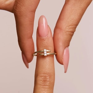 Parallel Ring in 18K Gold with Diamonds – Modern Double Band Ring | Minimalist Gold Jewelry | Sculptural Fine Design by GLYF