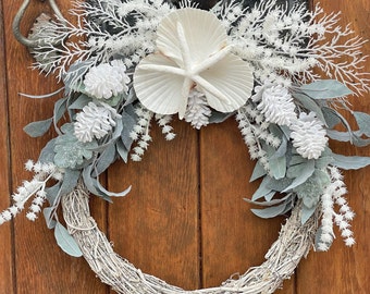 White Beach Wreath: Starfish, Clam Shells, Coastal Winter Decor